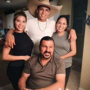 Meet your Posher, Chalo y alicia